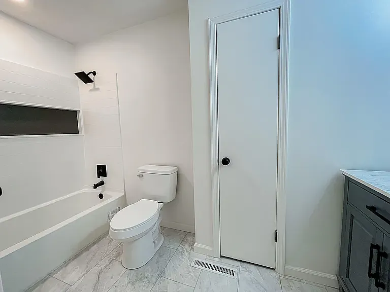 323 Forrest Glen Rd — Photo 9