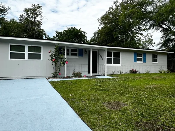 2102 BURPEE Drive, Jacksonville, FL 32210