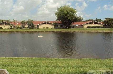 2nd image of 4423 Woodstock Dr APT B
