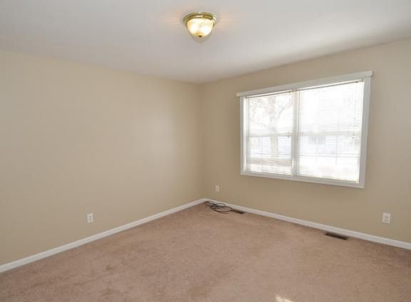 4th image of 3444 Field Gate Dr