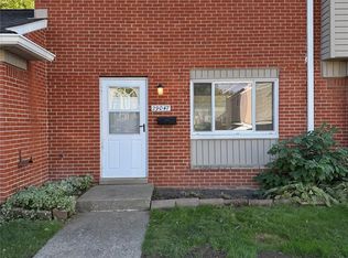 29047 Manchester St #83, Westland, MI 48185