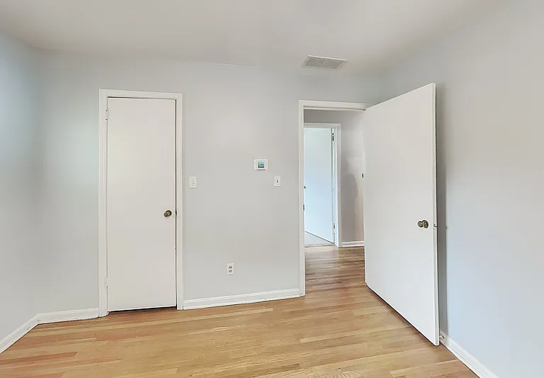 2902 Delcourt Dr — Photo 10