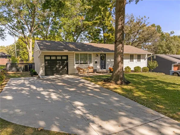 6412 W 77th Ter, Prairie Village, KS 66204