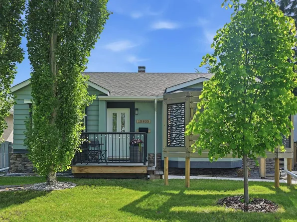 10935 127th St NW, Edmonton, AB T5M 0S8