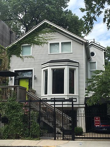 1st image of 152 W Schiller St