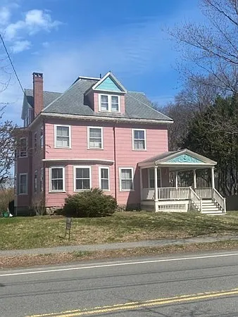 31 Auburn St #1 — Photo 1