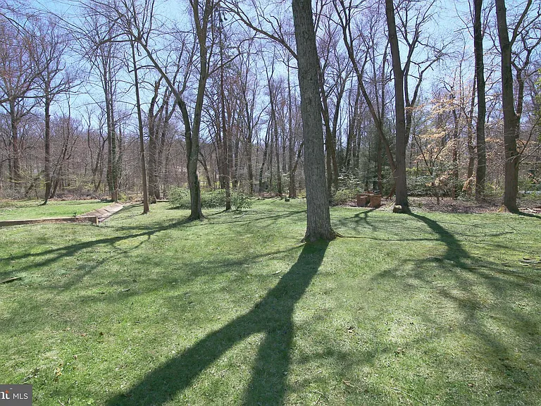8947 Colesbury Pl — Photo 23