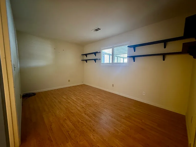 2810 Miller Ct — Photo 16