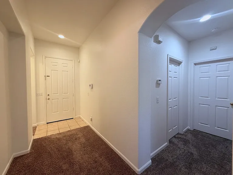 1288 Wildcat Dr — Photo 2