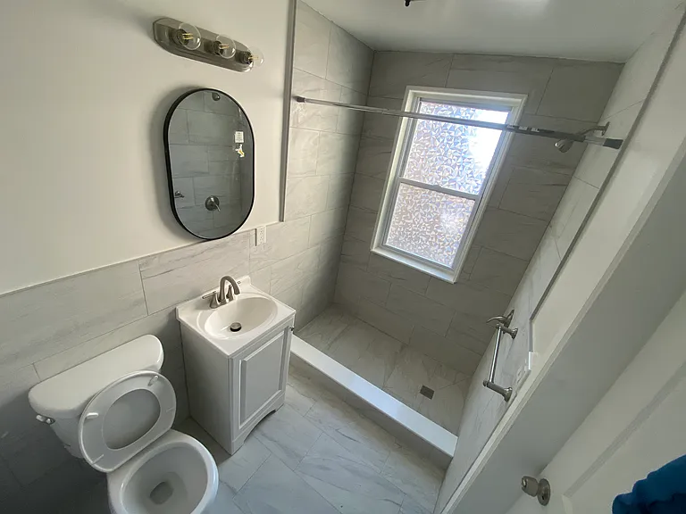 396 S Main St — Photo 6