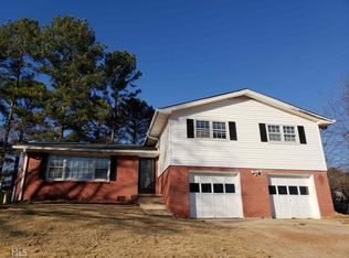 1870 Oxford Dr, Morrow, GA 30260