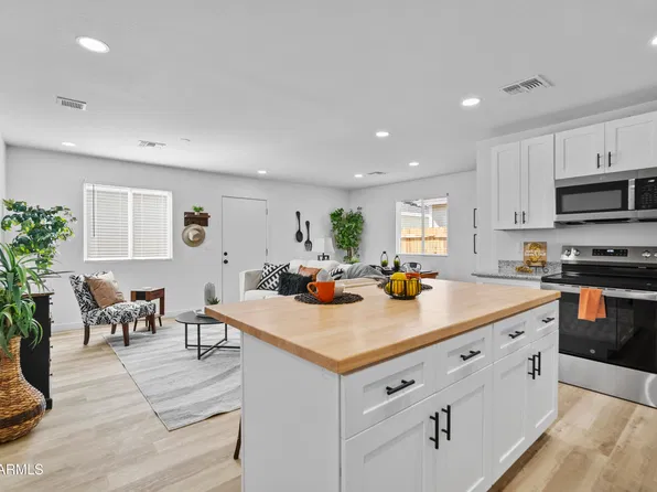1821 W Hadley Street, Phoenix, AZ 85007