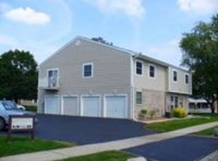 15946 76th Ave, Tinley Park, IL 60477