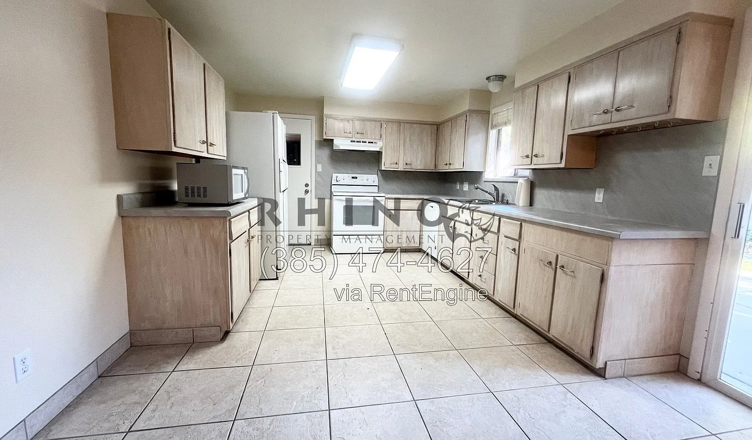 4 bed, 3.5 bath, 1300 sqft, $3,150 — Photo 1