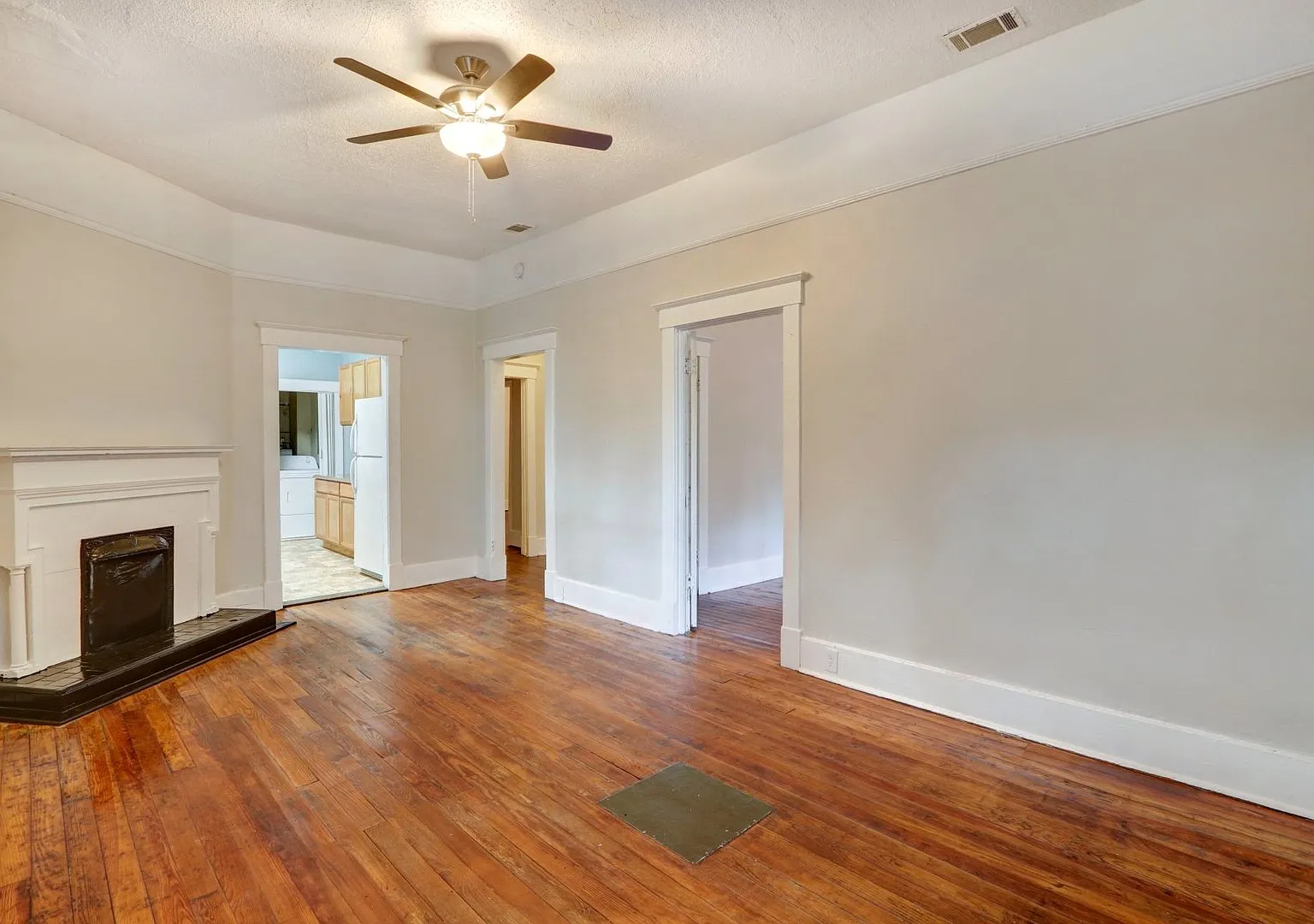 Single Family Home - Three Bedroom/Two Full Bathroom — Photo 3