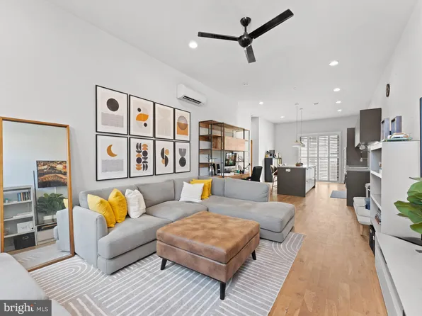 1724 Folsom St #A, Philadelphia, PA 19130