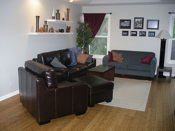 living - spacious, clean, and comfortable