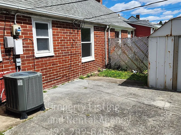 322 Cherokee Village Dr — Photo 12