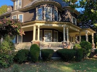 54 Salem St, Andover, MA 01810