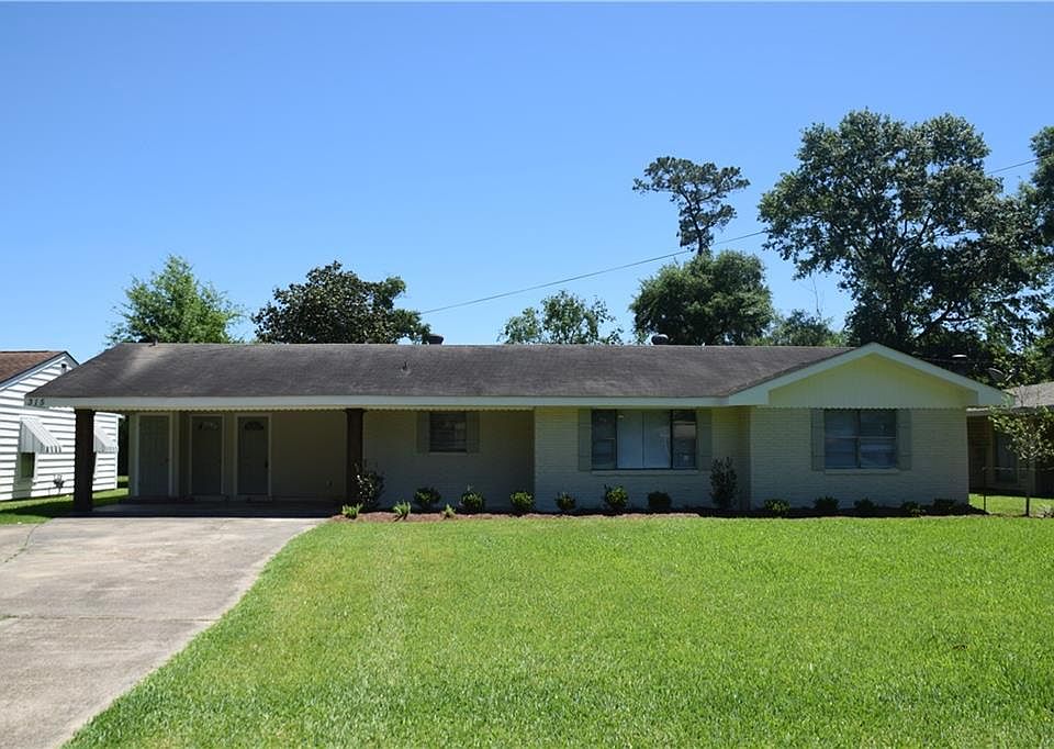 1st image of 315 Quelqueshue St