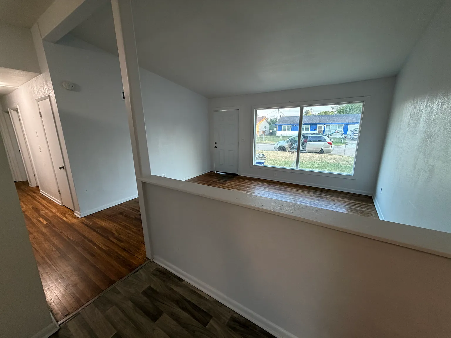 3 bed, 1014 sqft, $1,200 — Photo 2