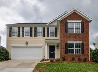 6325 Carpentaria Ct #302, Charlotte, NC 28215