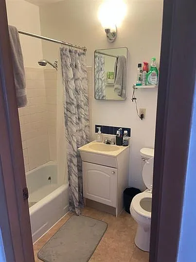 9620 W Oklahoma Ave #1 — Photo 2