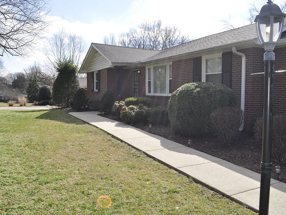1st image of 637 Oakley Dr