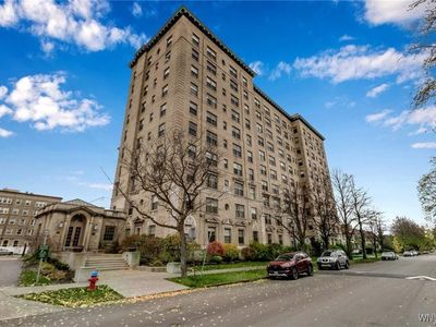 33 Gates Cir #2A, Buffalo, NY, 14222