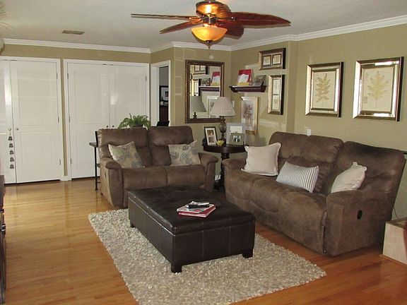 5th image of 322 La Setta Dr
