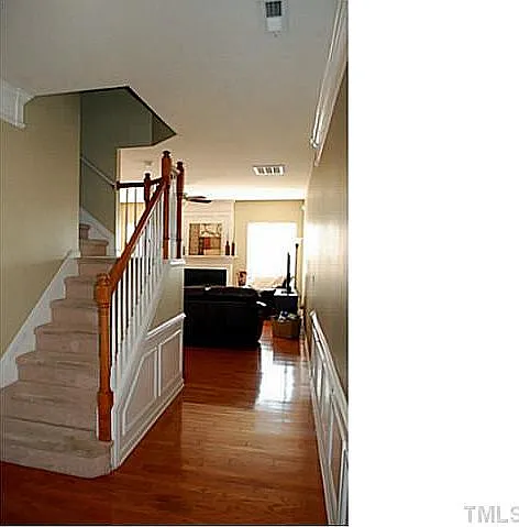 7711 Tanby Ct — Photo 3