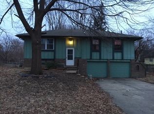 1100 SW Kings Cross Rd, Blue Springs, MO 64014