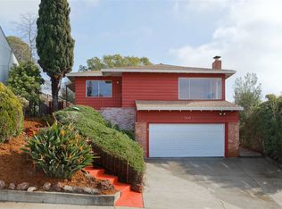 9424 Granada Ave, Oakland, CA