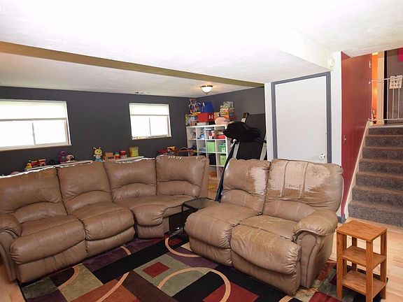 4th image of 4351 Sulgrave Dr