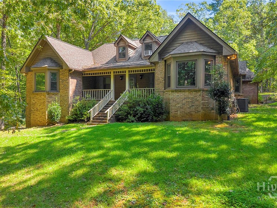 1st image of 2924 Glad Dale Drive SE