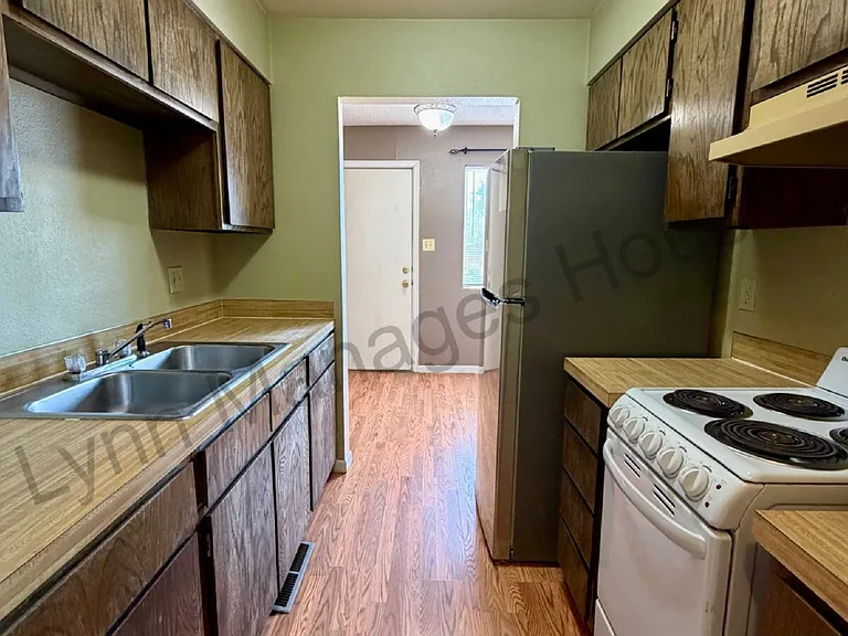 1 bed, 1.0 bath, $1,000 — Photo 10
