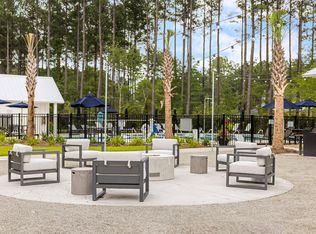 708 Breakers Reef Ln, Huger, SC 29450