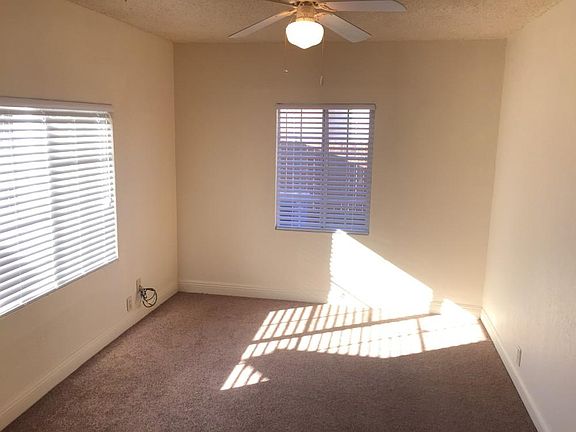 5th image of 327 E Fountain Way