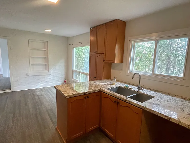 50 Middle St #2 — Photo 13