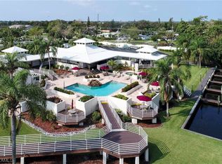 9139 Palm Island Cir, North Fort Myers, FL 33903