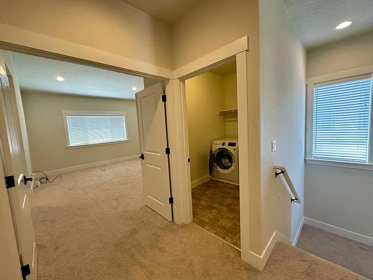 29054 NW Keenon St — Photo 41
