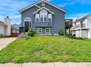 145 Glenbarr Ct, Valley Park, MO 63088