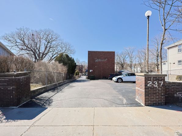 Property image for 237 Cummins Hwy, Roslindale, MA 02131