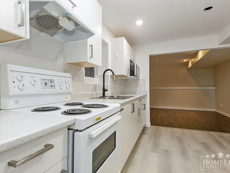 6532 Dayton Dr #BASEMENT — Photo 5