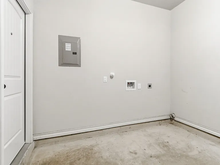 7102 Micayla Cv #103 — Photo 27