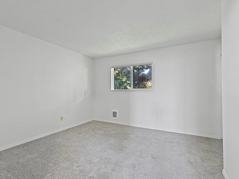 Powell Butte Townhomes — Photo 65
