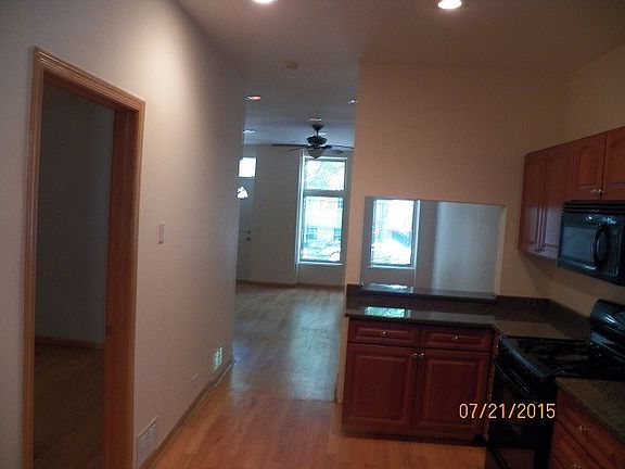 5th image of 816 N Hermitage Ave