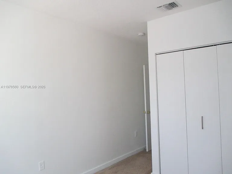 3417 NW 13th St — Photo 17