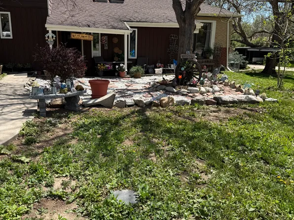 2240 Field St, Lakewood, CO 80215