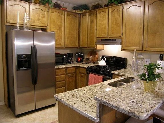 3rd image of 1503 Sedgewick Ct